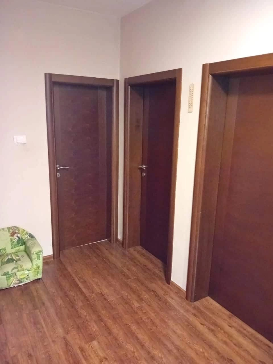 Kuca-sa-garazom-i-terasama-u-Podgorici-6 Kuća sa garažom i terasama, Pričelje, Podgorica — fotografija 7