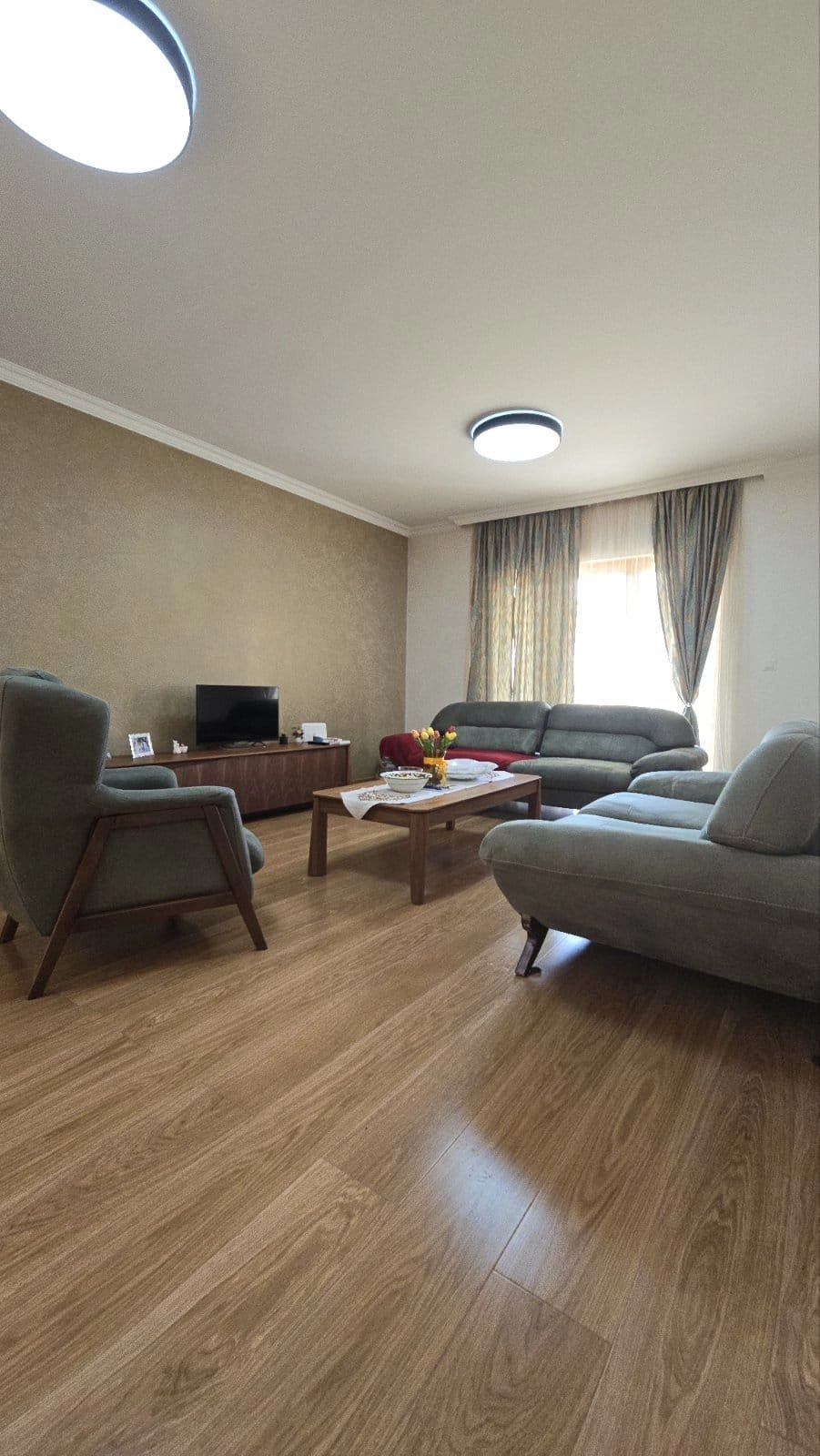 Namjestena-kuca-sa-dvoristem-u-Podgorici-8 Kuća 200 m² – Podgorica — fotografija 9