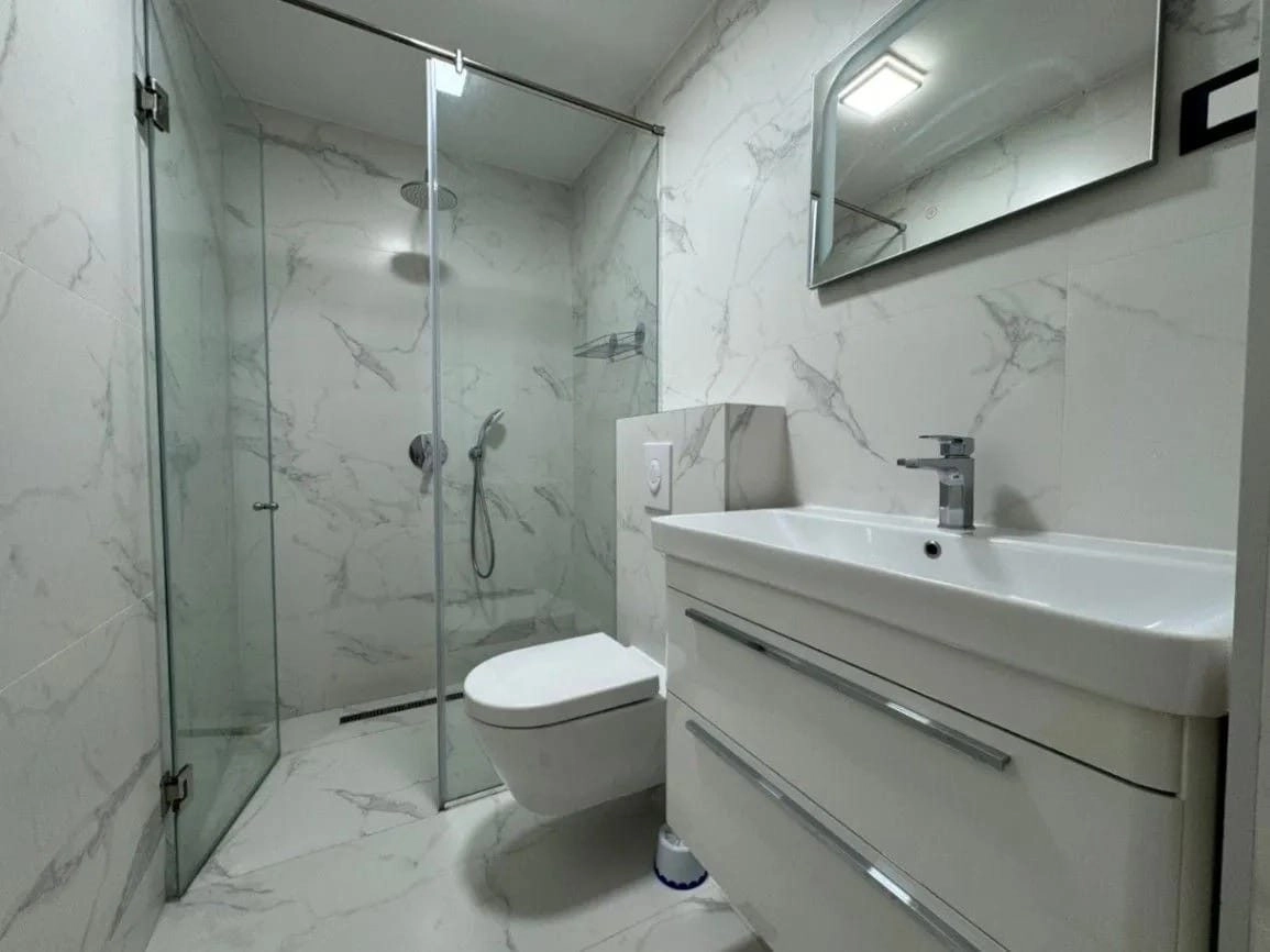 Trosoban-stan-Dalmatinska-Podgorica-2 Izdavanje: Trosoban stan 130 m² – Dalmatinska, Podgorica — fotografija 3