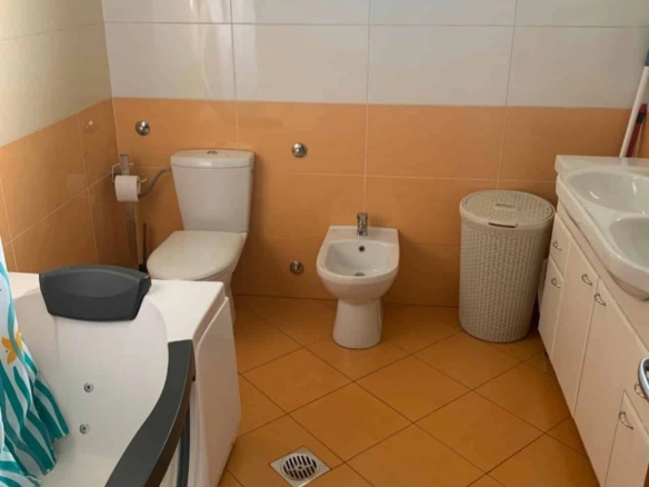 Izdavanje: Kuća 240 m² – Donja Gorica, Podgorica — fotografija 8