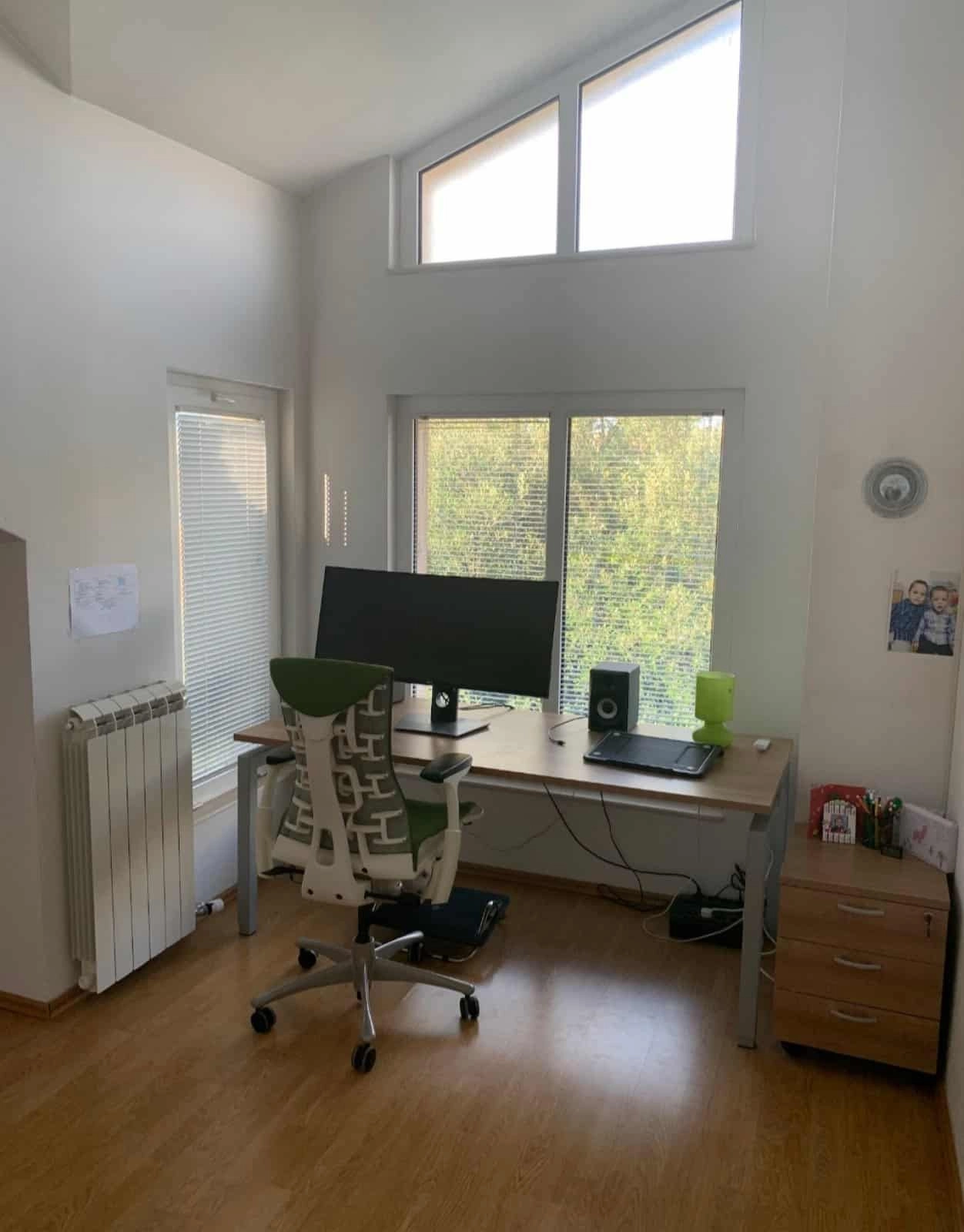 Namjestena-kuca-sa-dvoristem-u-Donjoj-Gorici-Podgorica-10 Izdavanje: Kuća 240 m² – Donja Gorica, Podgorica — fotografija 11