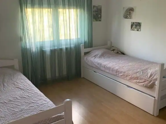 Izdavanje: Kuća 240 m² – Donja Gorica, Podgorica — fotografija 12