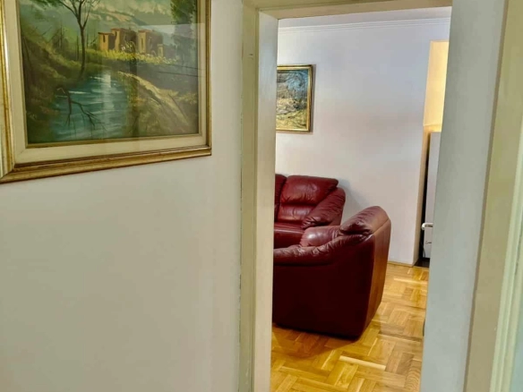 Namješten dvosoban stan u Centru, Podgorica — fotografija 7