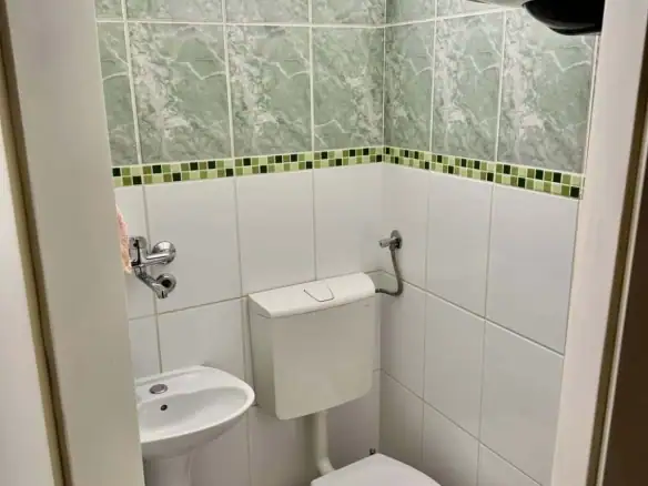 Namješten dvosoban stan u Centru, Podgorica — fotografija 12