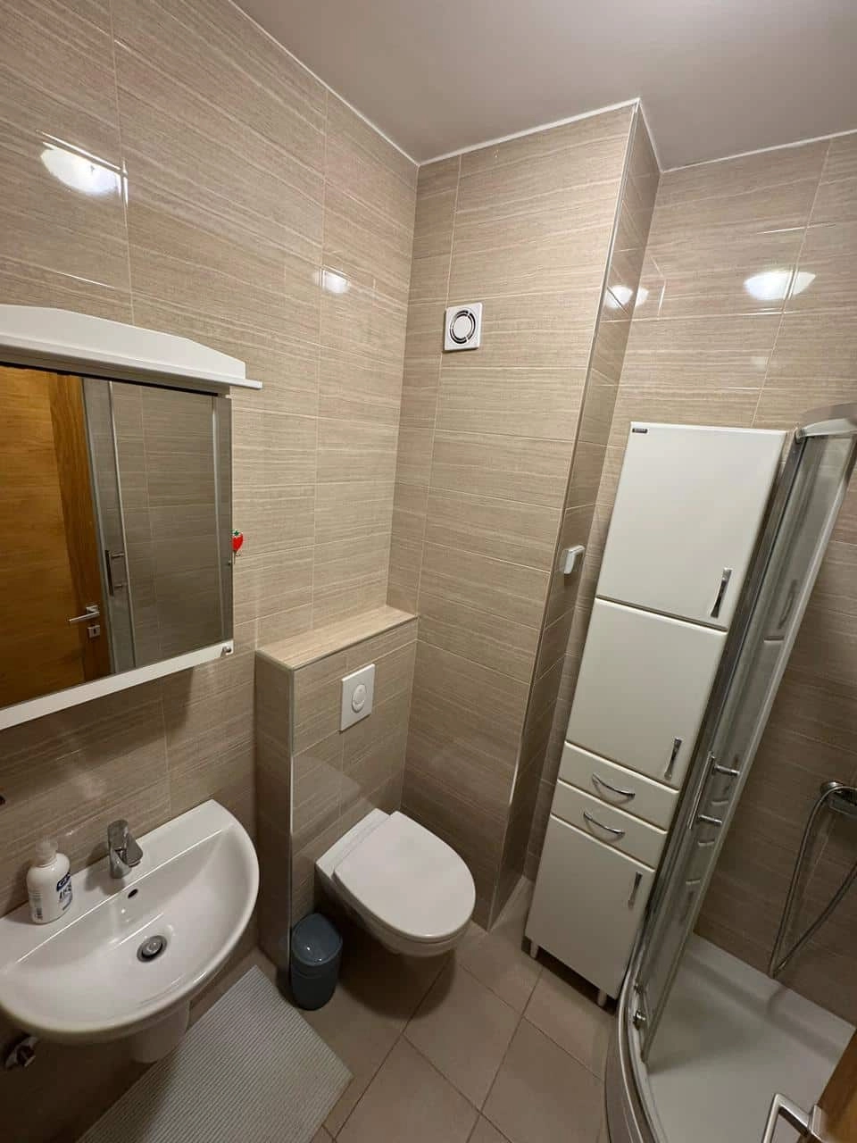Jednosoban-stan-u-naselju-City-kvart-Podgorica-9 Namješten jednosoban stan u City kvartu, Podgorica — fotografija 10