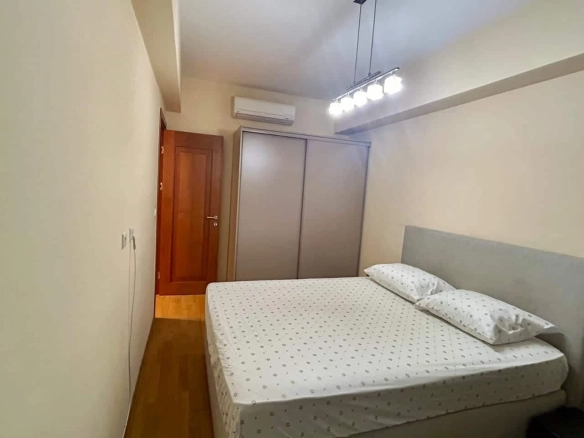Izdavanje: Dvosoban stan – Centar, Podgorica — fotografija 3