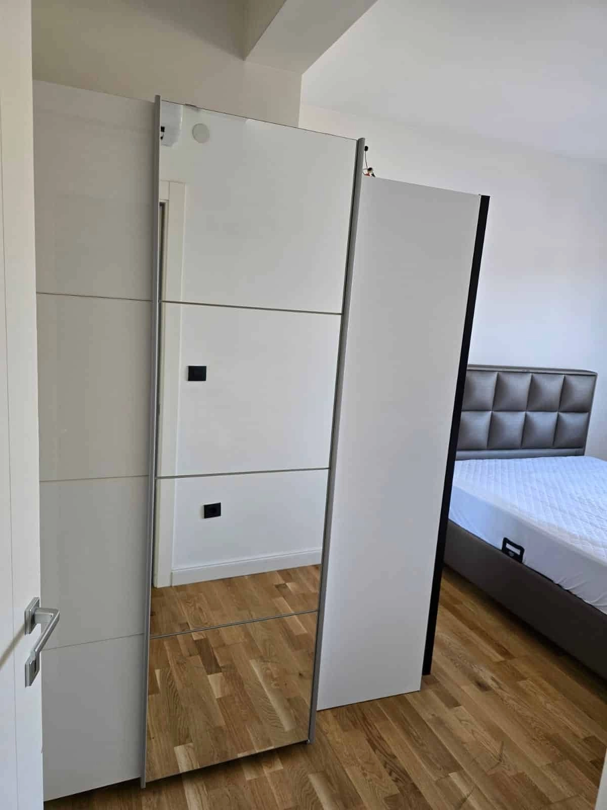Trosoban-namjesten-stan-Tolosi-Podgorica-1 Namješten trosoban stan u Tološima, Podgorica — fotografija 2
