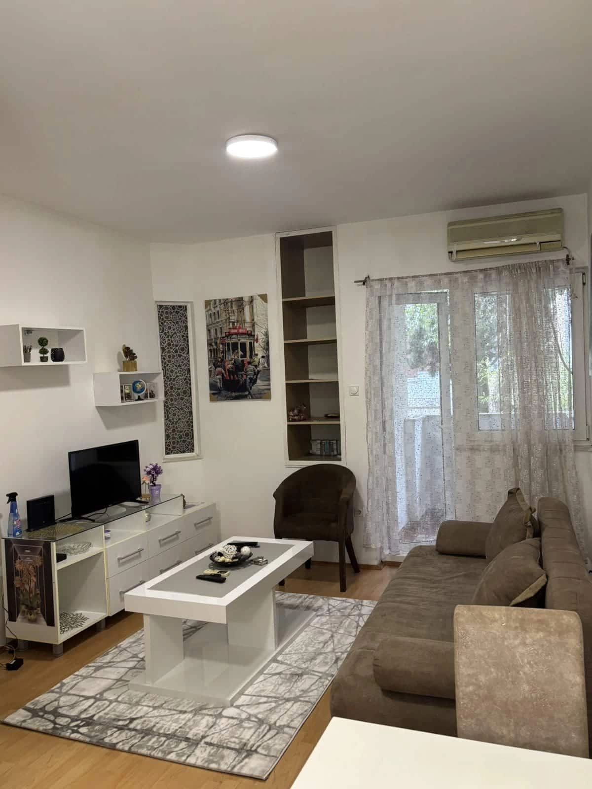 Jednosoban-stan-u-naselju-Preko-Morace-Podgorica-3 Namješten jednosoban stan, Preko Morače, Podgorica — fotografija 4
