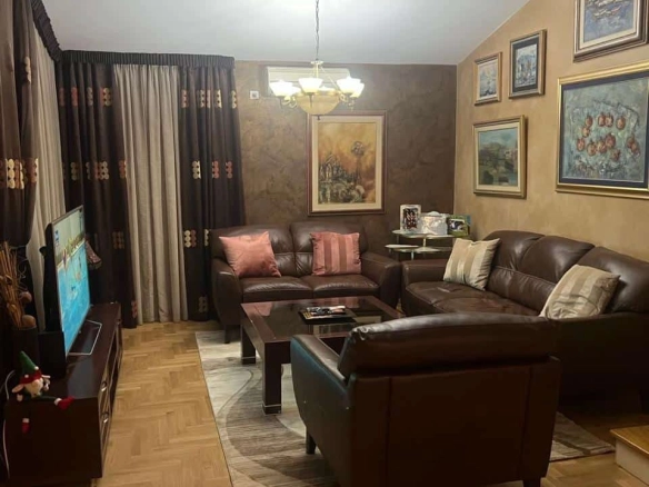 Izdavanje: Trosoban stan 130 m² – Preko Morače, Podgorica — fotografija 4