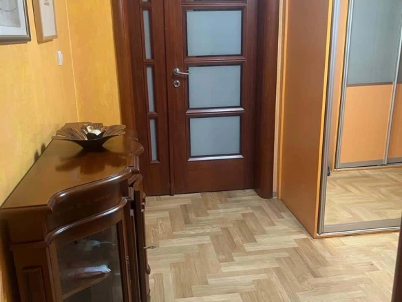 Izdavanje: Trosoban stan 130 m² – Preko Morače, Podgorica — fotografija 8