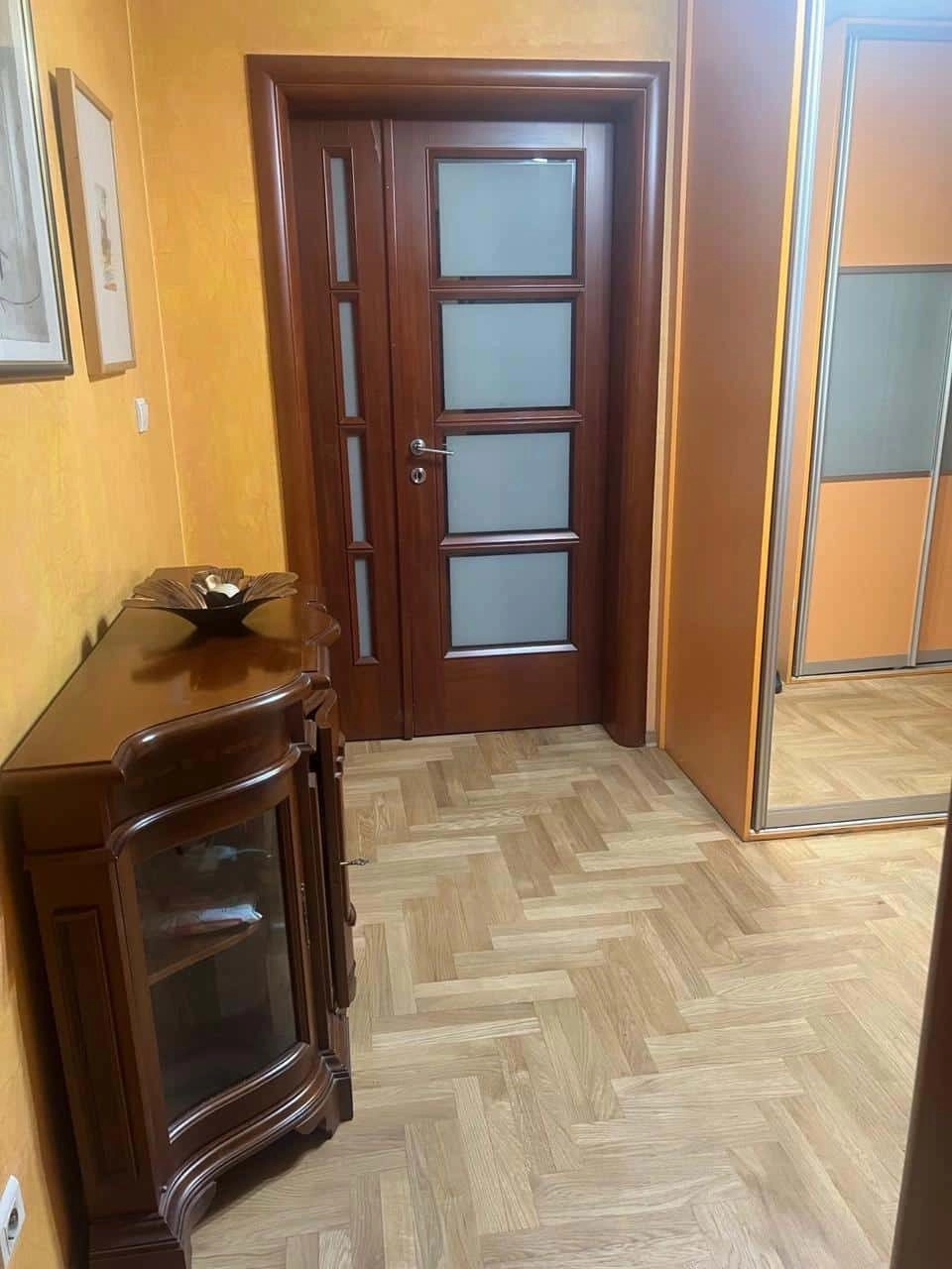 Trosoban-stan-130-m²-Preko-Morace-Podgorica-7 Izdavanje: Trosoban stan 130 m² – Preko Morače, Podgorica — fotografija 8