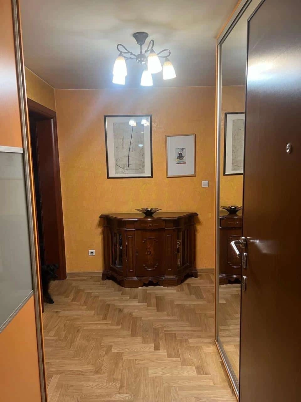 Trosoban-stan-130-m²-Preko-Morace-Podgorica-10 Izdavanje: Trosoban stan 130 m² – Preko Morače, Podgorica — fotografija 11