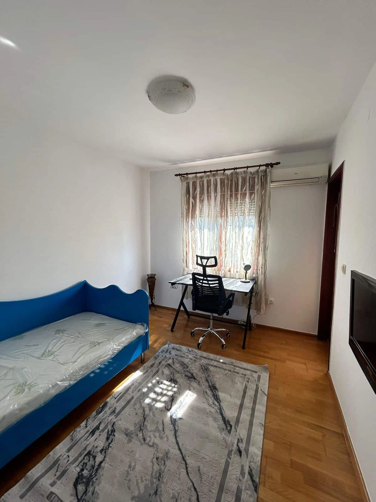 Trosoban-namjesten-stan-u-Ljubovicu-Podgorica-10 Namješten trosoban stan, Ljubović, Podgorica — fotografija 11