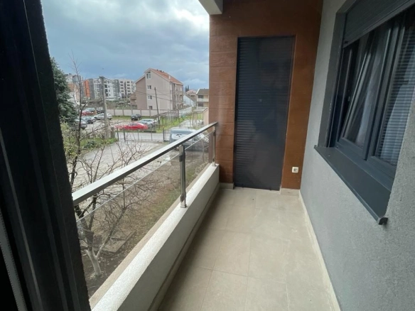 Dvosoban stan – Dalmatinska, Podgorica — fotografija 3