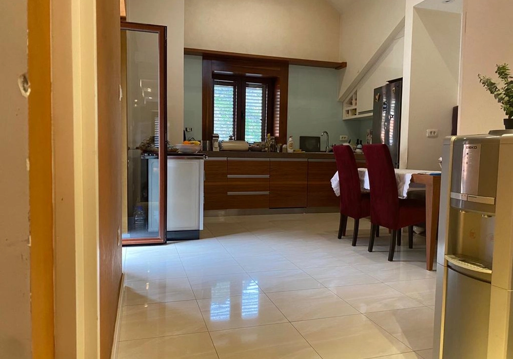 Cetvorosoban-stan-u-Starom-Gradu-Kotor-Kotor-7 Četvorosoban stan 160 m² – Stari Grad Kotor, Kotor — fotografija 8