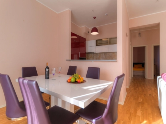 Trosoban stan 104 m² – Vidikovac, Budva — fotografija 5
