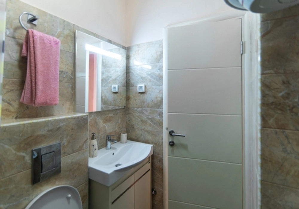 Trosoban-stan-u-kompleksu-Harmonia-Vidikovac-Budva-7 Trosoban stan 104 m² – Vidikovac, Budva — fotografija 8
