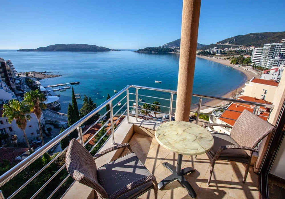 Dvosoban-stan-u-Rafailovicima-Budva-1 Dvosoban stan 115 m² – Rafailovići, Budva — fotografija 2