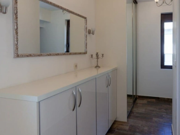 Dvosoban stan 115 m² – Rafailovići, Budva — fotografija 5