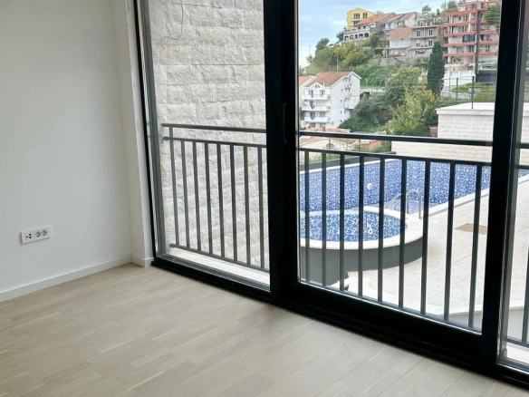 Dvosoban stan 111 m² – Vidikovac, Budva — fotografija 14