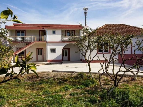 Mini hotel u naselju Rena