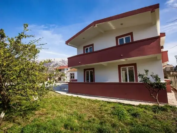 Hotel 1.000 m² – Rena, Bar — fotografija 4