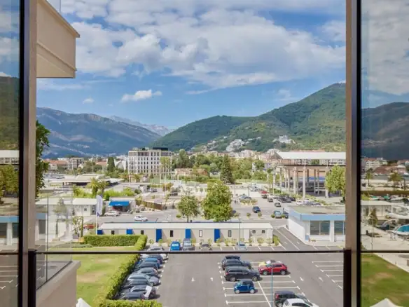 Jednosoban stan 77 m² – Gorica, Tivat — fotografija 12