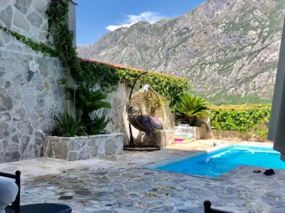 Kuća 273 m² – Prčanj, Kotor — fotografija 13