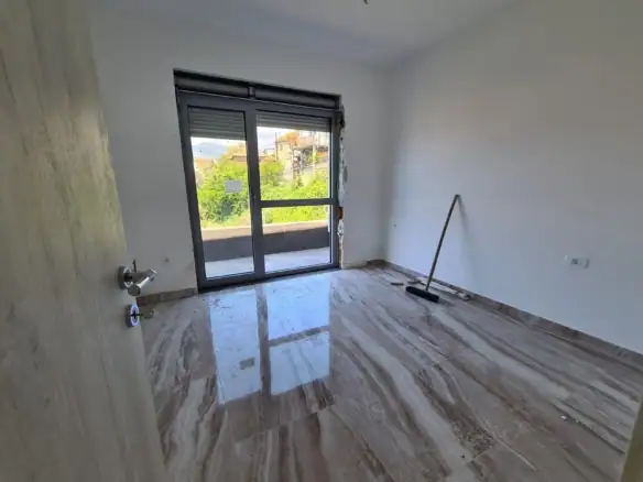 Dvosoban stan 230 m² – Mažina, Tivat — fotografija 5