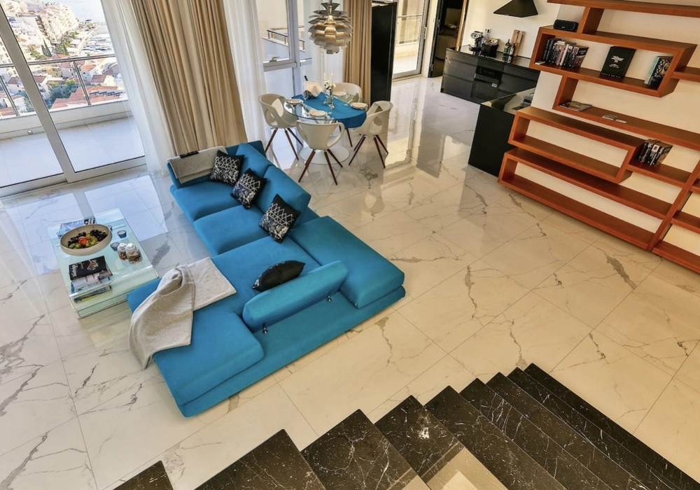 Trosoban-stan-sa-bazenom-u-Rafailovicima-Budva-1 Trosoban stan 300 m² – Rafailovići, Budva — fotografija 2