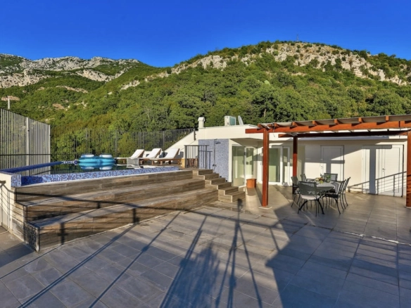 Trosoban stan 300 m² – Rafailovići, Budva — fotografija 8