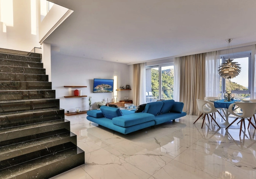Trosoban-stan-sa-bazenom-u-Rafailovicima-Budva-9 Trosoban stan 300 m² – Rafailovići, Budva — fotografija 10