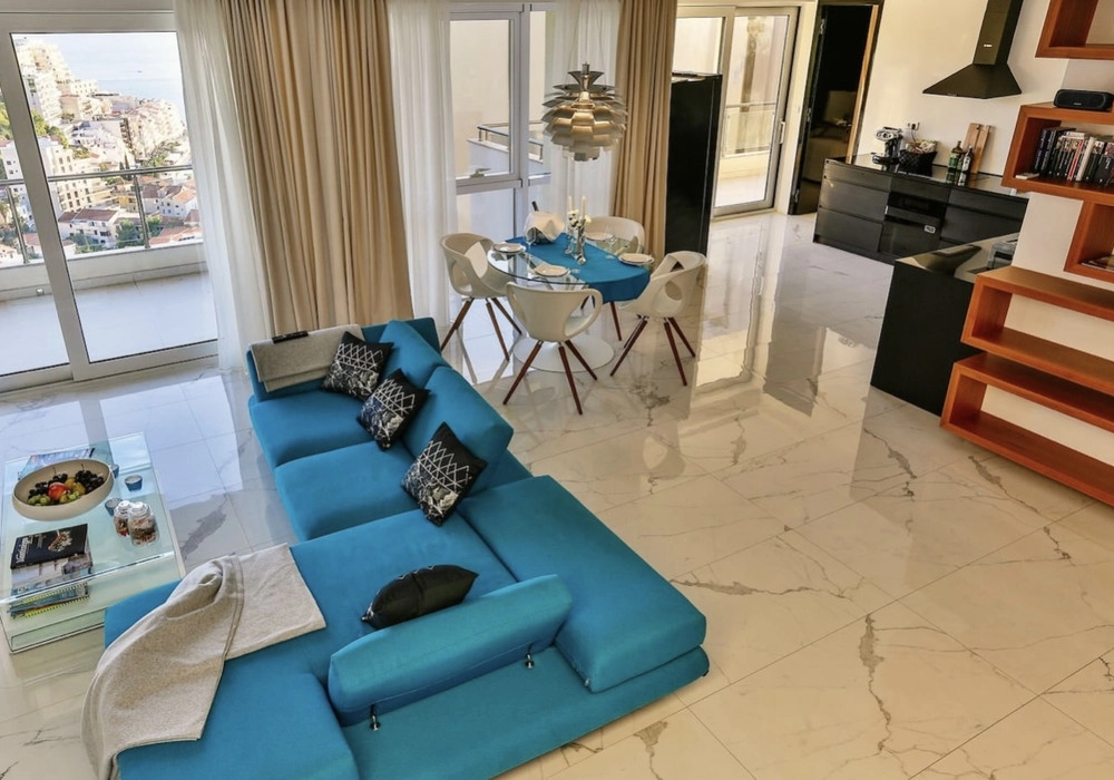 Trosoban-stan-sa-bazenom-u-Rafailovicima-Budva-11 Trosoban stan 300 m² – Rafailovići, Budva — fotografija 12