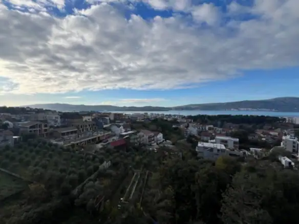 Stan u novogradnji u naselju Mažina