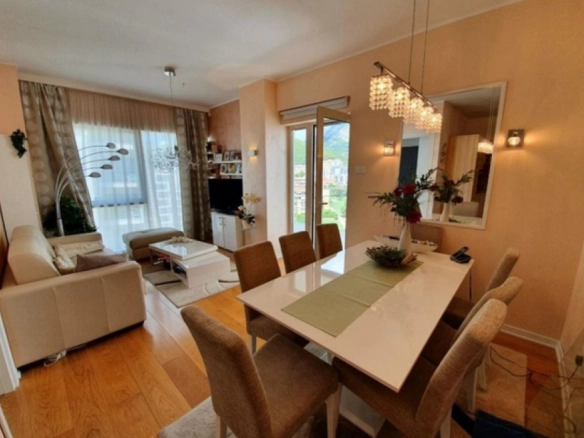 Dvosoban stan 86 m² – Centar, Budva — fotografija 7