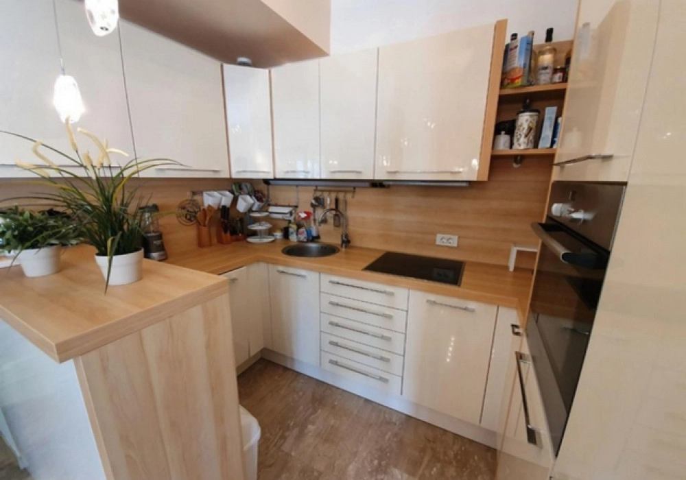 Dvosoban-stan-u-centru-Budve-kompleks-Tre-Kane-9 Dvosoban stan 86 m² – Centar, Budva — fotografija 10