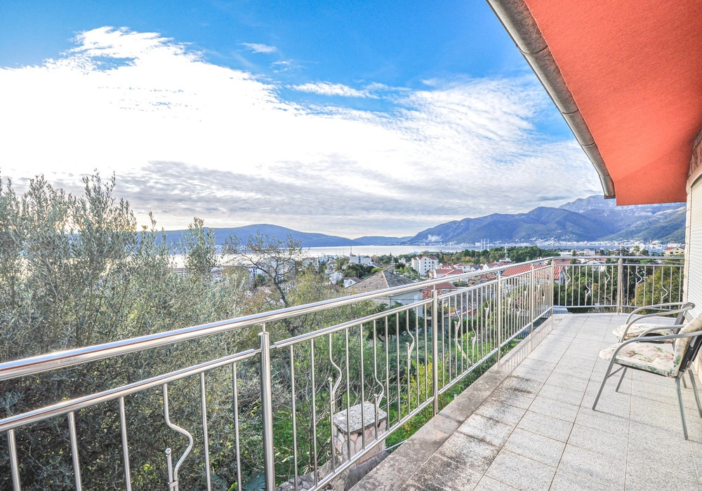 Kuca-sa-pogledom-na-more-u-Gorici-Tivat-6 Kuća – Gorica, Tivat — fotografija 7