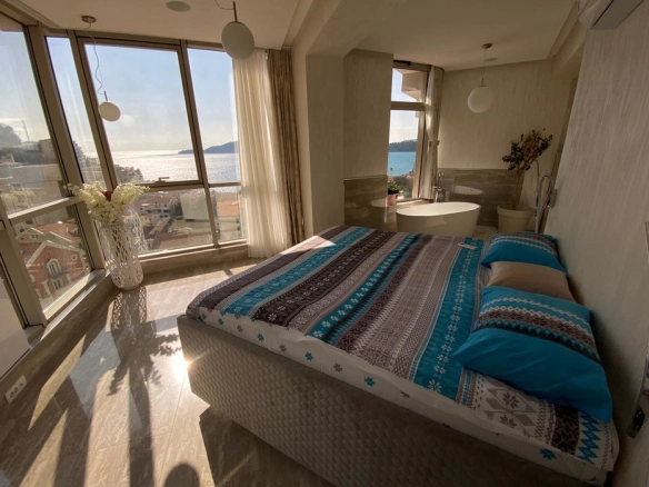 Trosoban stan 188 m² – Rafailovići, Budva — fotografija 9
