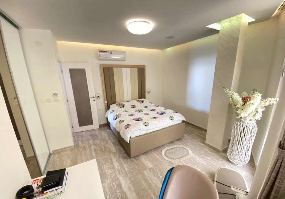 Trosoban-penthaus-u-Rafailovicima-Budva-11 Trosoban stan 188 m² – Rafailovići, Budva — fotografija 12