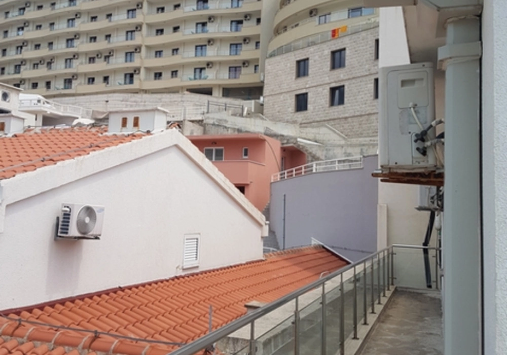 Trosoban-stan-sa-pogledom-na-more-u-Rafailovicima-Budva-9 Trosoban stan 180 m² – Rafailovići, Budva — fotografija 10