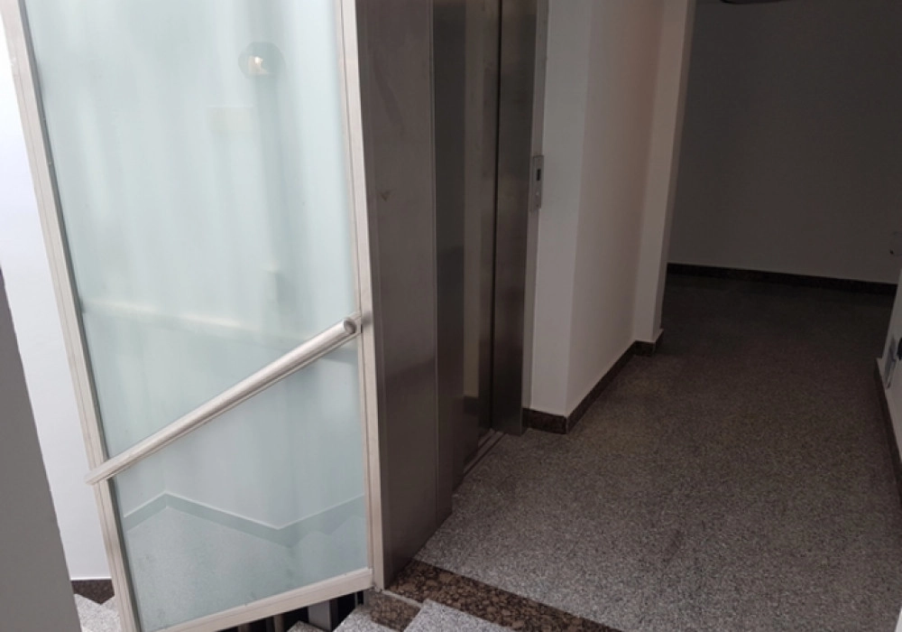 Trosoban-stan-sa-pogledom-na-more-u-Rafailovicima-Budva-11 Trosoban stan 180 m² – Rafailovići, Budva — fotografija 12