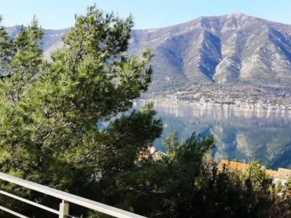 Trosoban stan – Dobrota, Kotor — fotografija 9