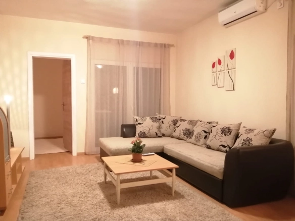 Kuća – Stara Varoš, Podgorica — fotografija 14