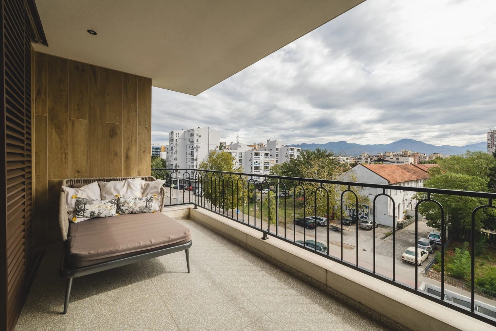 Trosoban-stan-148-m²-u-naselju-Centar-Podgorica-2 Trosoban stan – Centar, Podgorica — fotografija 3