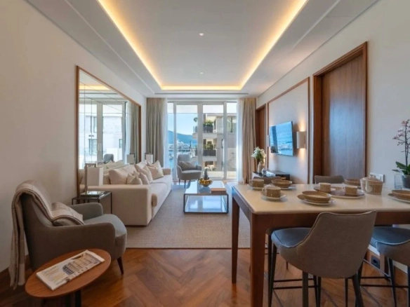 Jednosoban stan 81 m² – Tivat — fotografija 3