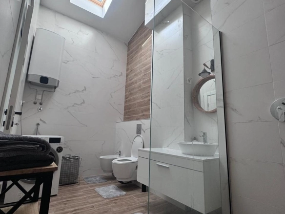 Trosoban stan 110 m² – Momišići, Podgorica — fotografija 2