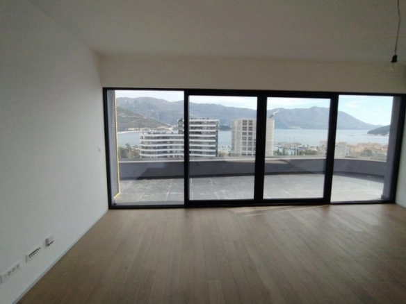 Trosoban stan 121 m² – Gospoština, Budva — fotografija 4