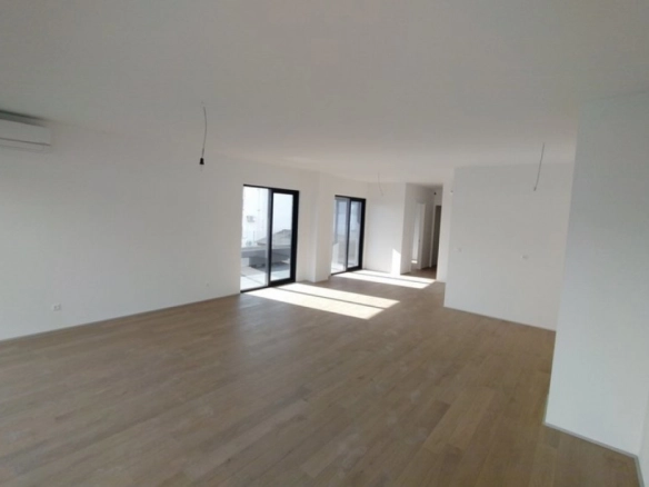 Trosoban stan 121 m² – Gospoština, Budva — fotografija 14
