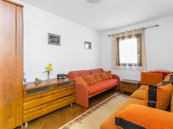 Trosoban stan 150 m² – Rafailovići, Budva — fotografija 5