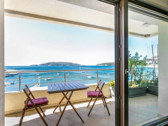 Trosoban stan 150 m² – Rafailovići, Budva — fotografija 7